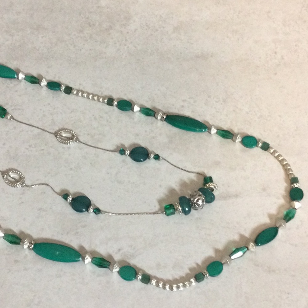 Elegant Green Bead Layered Necklace - Unbranded
